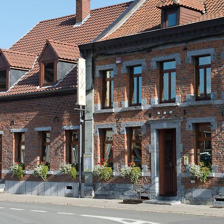 Auberge Le XIX Eme Thulin ภายนอก รูปภาพ