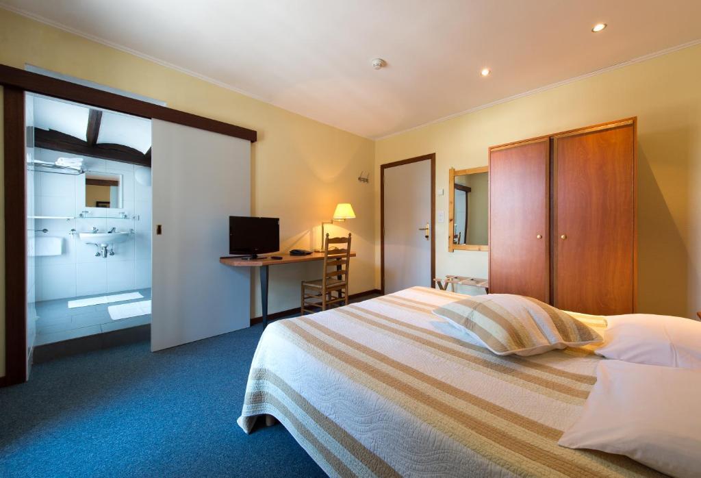 Auberge Le XIX Eme Thulin ห้อง รูปภาพ