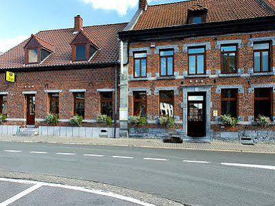 Auberge Le XIX Eme Thulin ภายนอก รูปภาพ